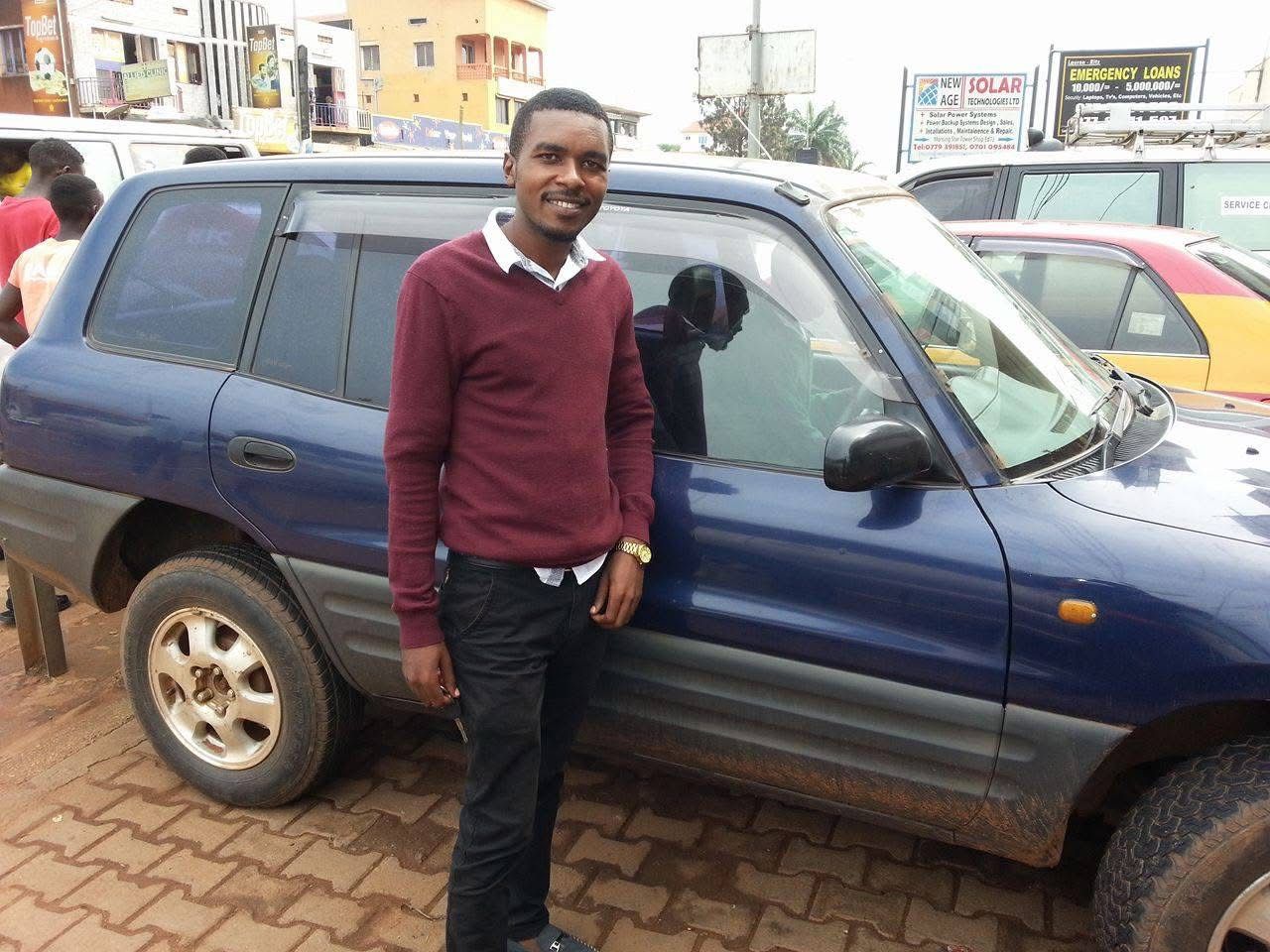 Book a rental car in Uganda online
